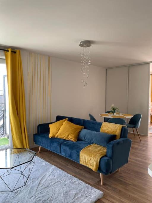Appartement 3P Gare Terrasse Et Parking Prive Franconville  Eksteriør bilde